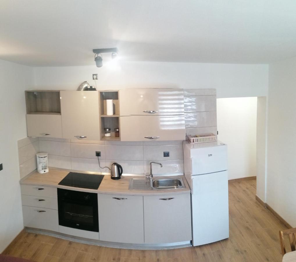 Braun Apartment زادار المظهر الخارجي الصورة